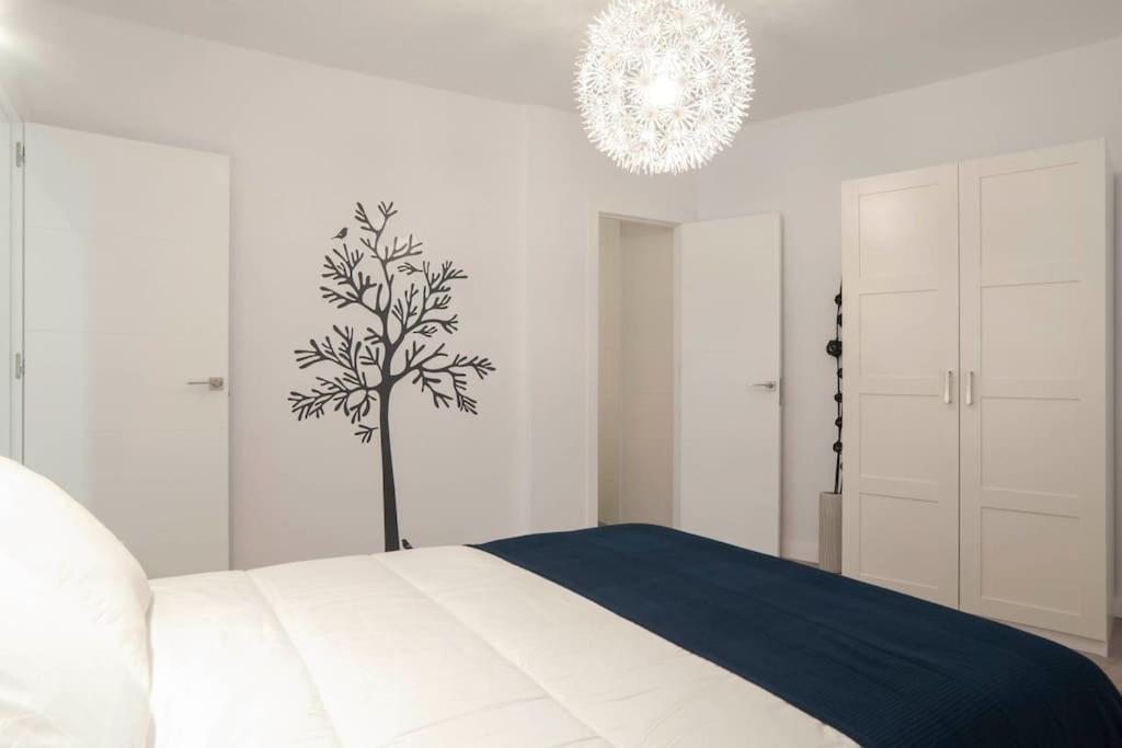 Moderno Apartamento En Plaza Merced Málaga Exteriör bild