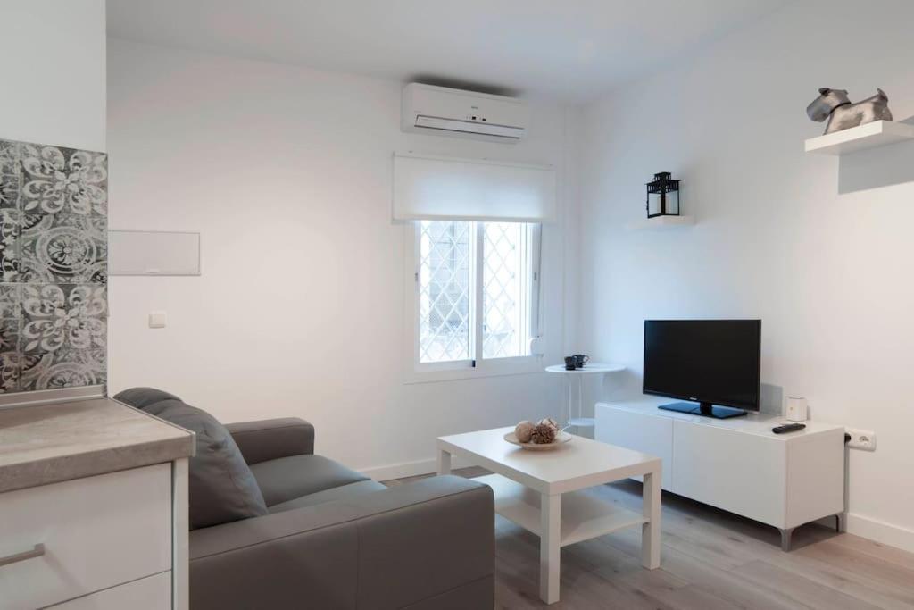 Moderno Apartamento En Plaza Merced Málaga Exteriör bild