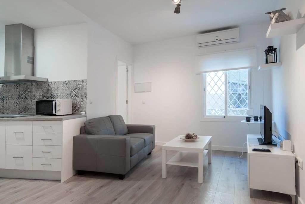 Moderno Apartamento En Plaza Merced Málaga Exteriör bild
